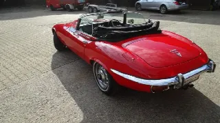 Foto 2 di 5: JAGUAR E-TYPE SIII (1971-1975) V12  