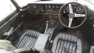 Foto 4 di 5: JAGUAR E-TYPE SIII (1971-1975) V12  