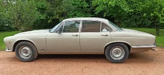 Foto 4 di 9: JAGUAR XJ6(1968-1987) 2.8 Automatica  