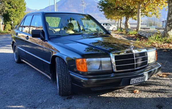 MERCEDES-BENZ 190 E (1983-1993) 2.6 AMG Look   