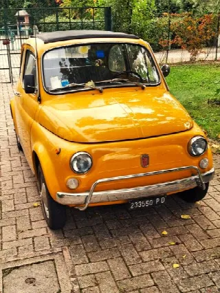 Foto 2 di 10: FIAT 500 L    