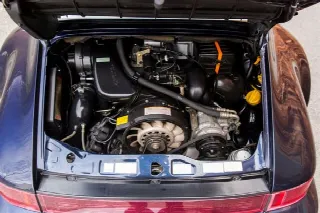 Foto 4 di 5: PORSCHE 964 Carrera 4