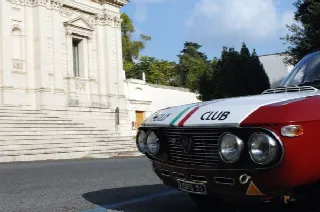 Foto 10 di 33: LANCIA Fulvia HF Ufficiale Jolly Club   